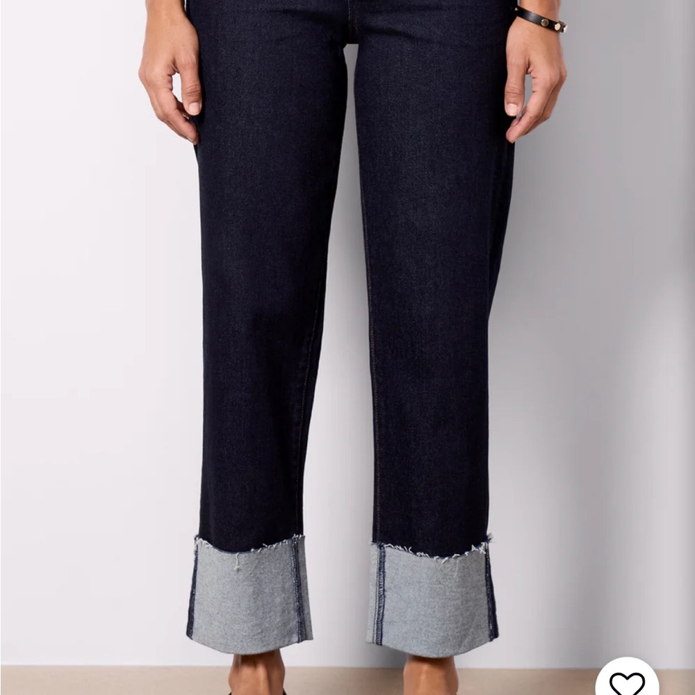 Kut From the Kloth Dark Blue Cropped Jeans with Frayed Hem